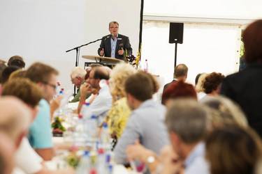 Frank Memmler, Geschäftsführer Bfw Sachsen-Anhalt hieß alle Gäste herzlich willkommen.