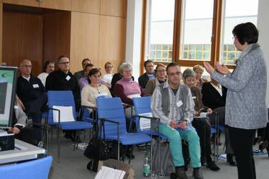 Beate Olmen vom Integrationsamt Magdeburg klärte über die Chancen und Möglichkeiten der Unterstützung durch das Integrationsamt auf.